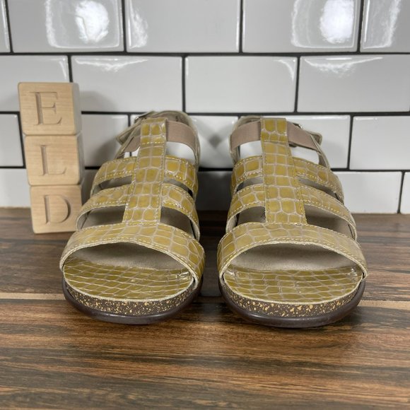 SAS Allegro Heel Strap Sandal Taupe Croc Print Patent Leather J3808432 Womens 5 - Picture 2 of 10